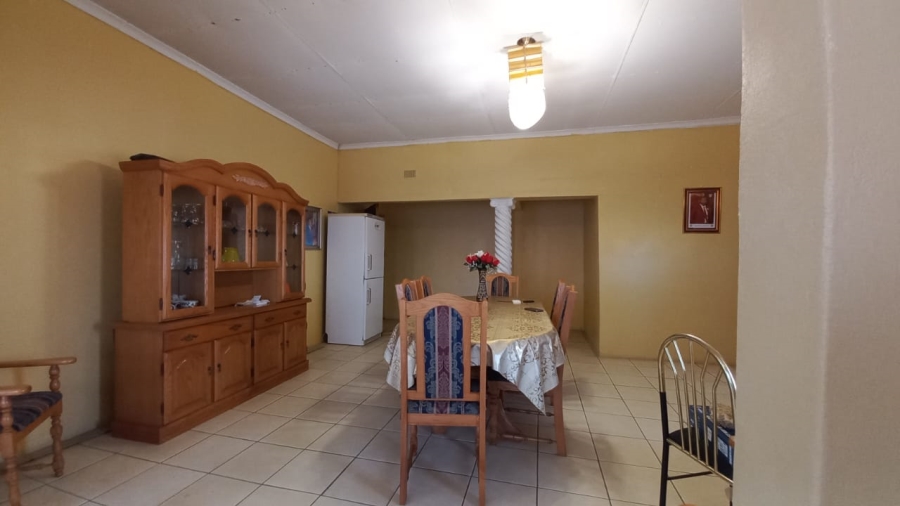 4 Bedroom Property for Sale in Ehrlich Park Free State